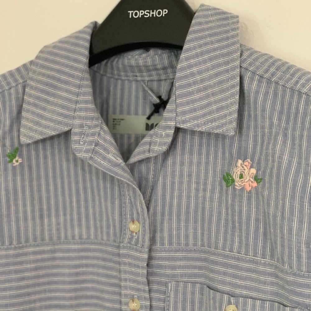 Topshop NWT women blue button down shirt size 0